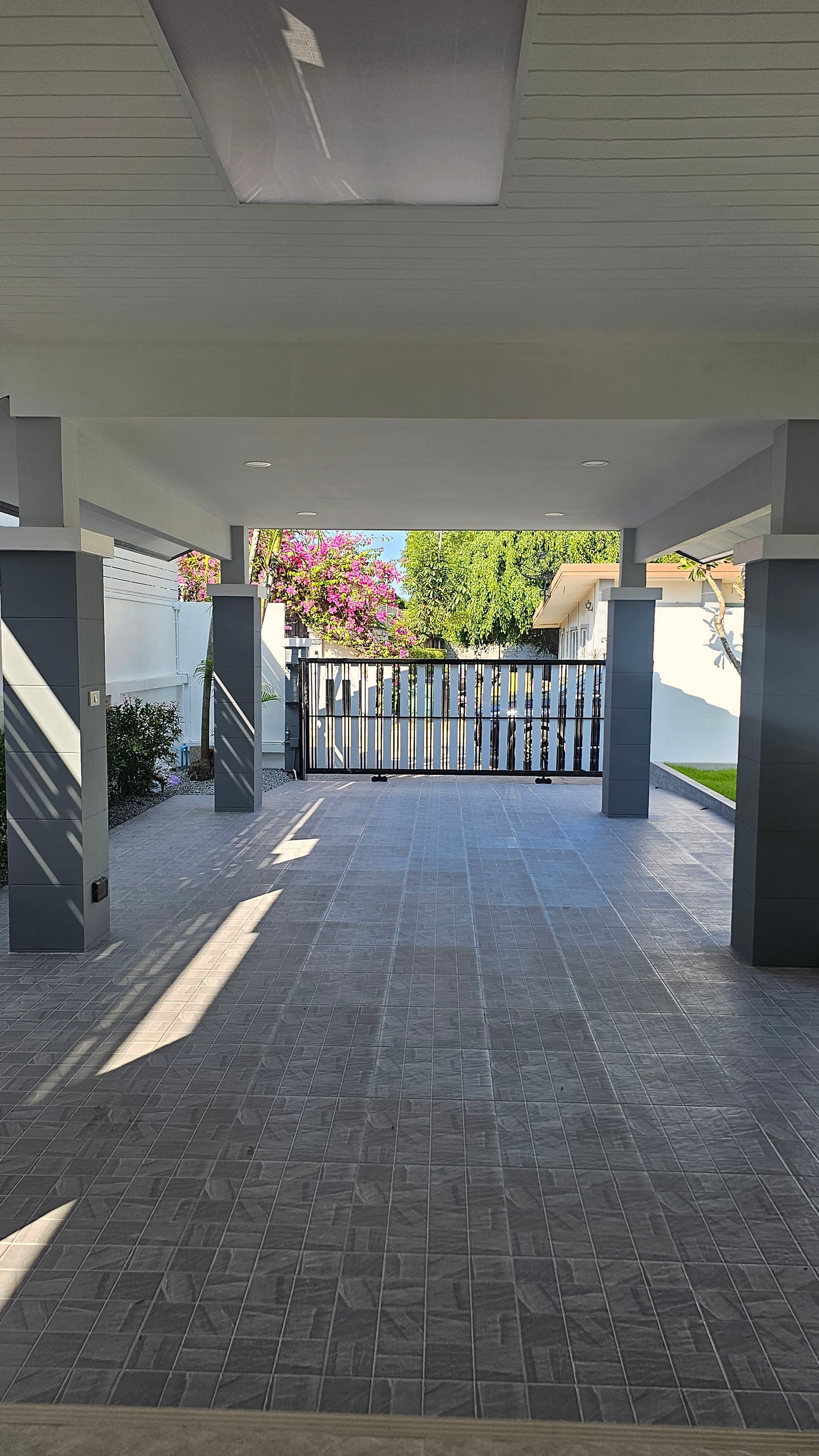 The Bliss, House with private swimming pool, 3 bedrooms, 2 bathrooms