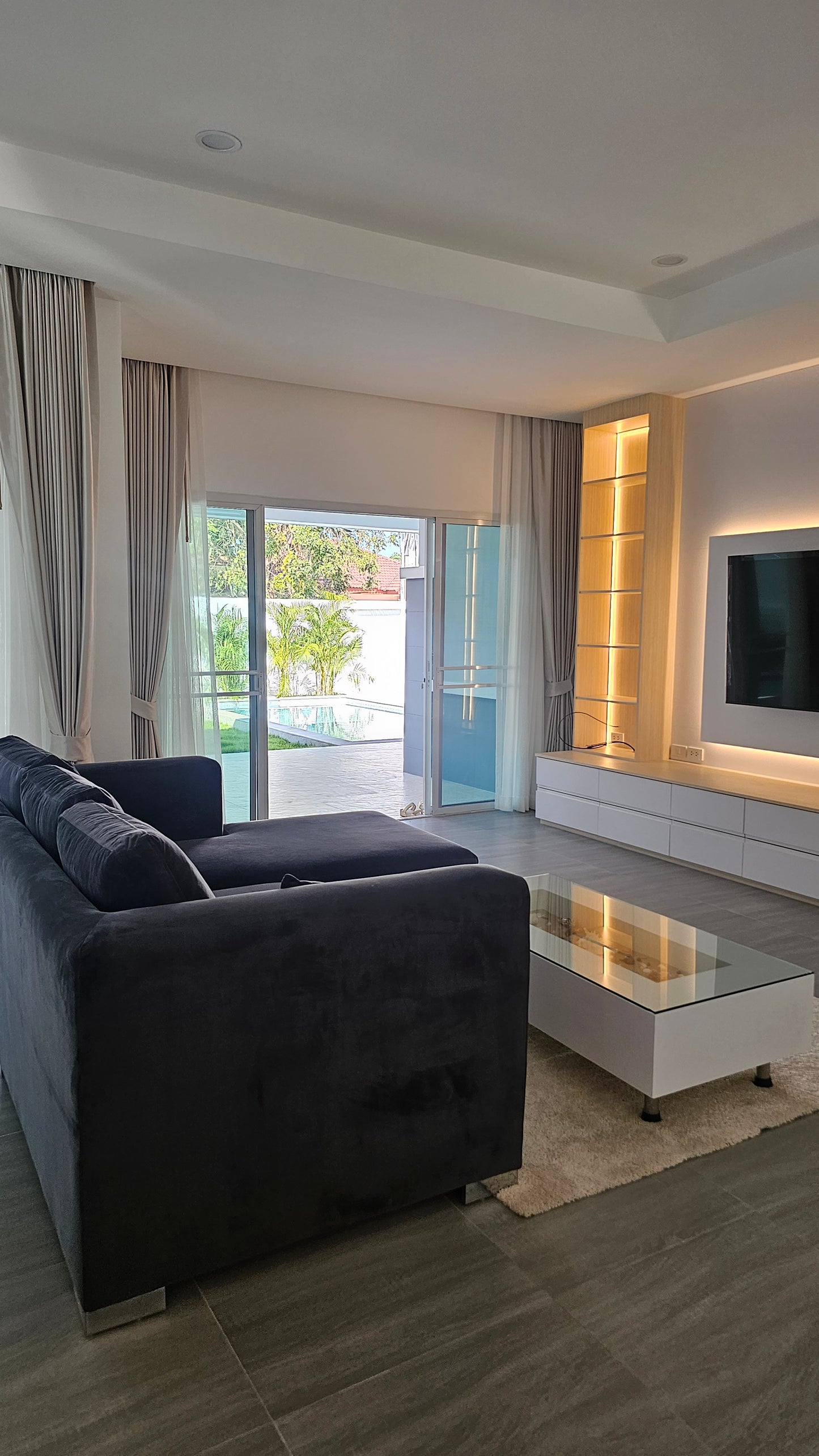 The Bliss, House with private swimming pool, 3 bedrooms, 2 bathrooms