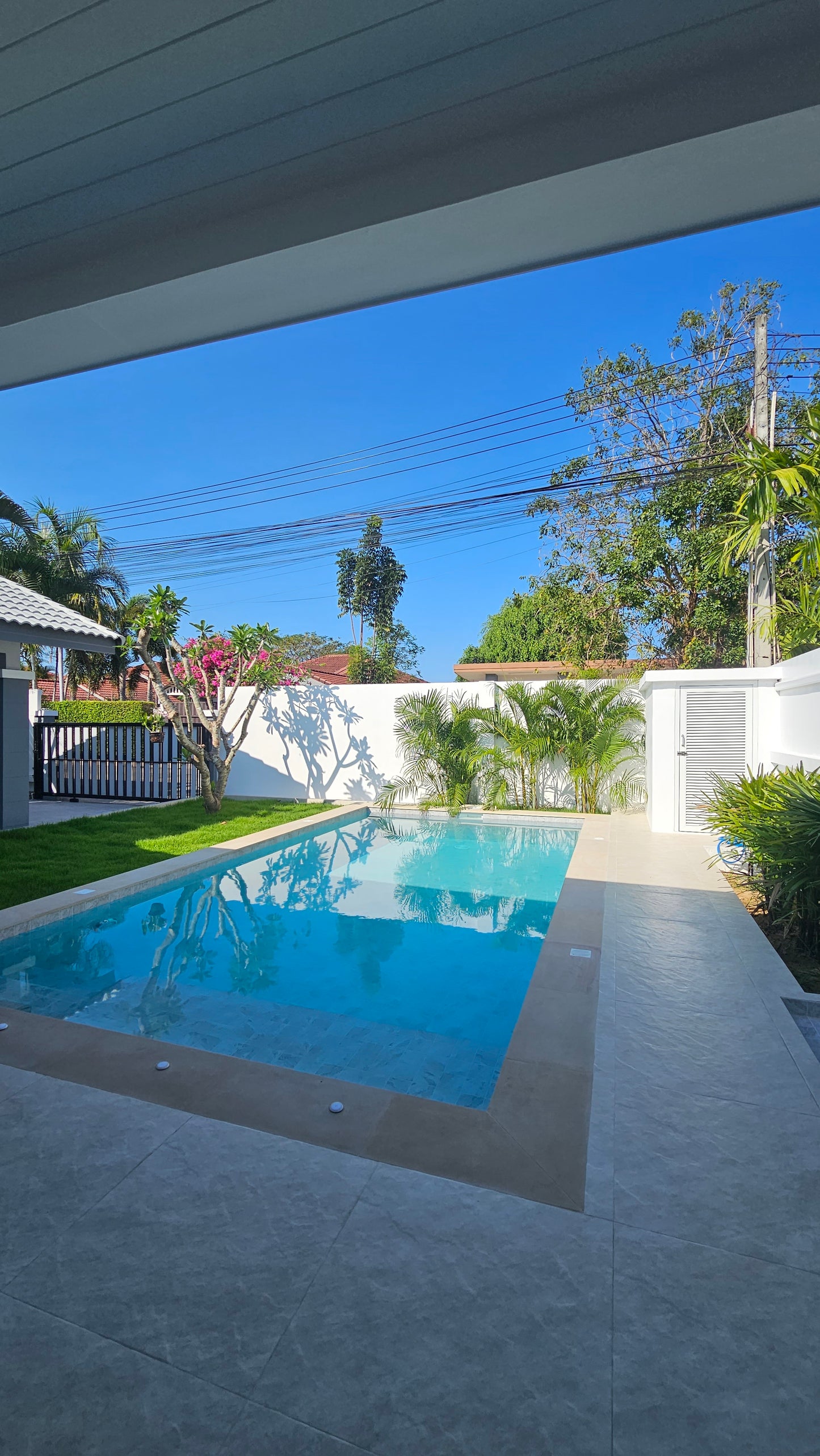 The Bliss, House with private swimming pool, 3 bedrooms, 2 bathrooms