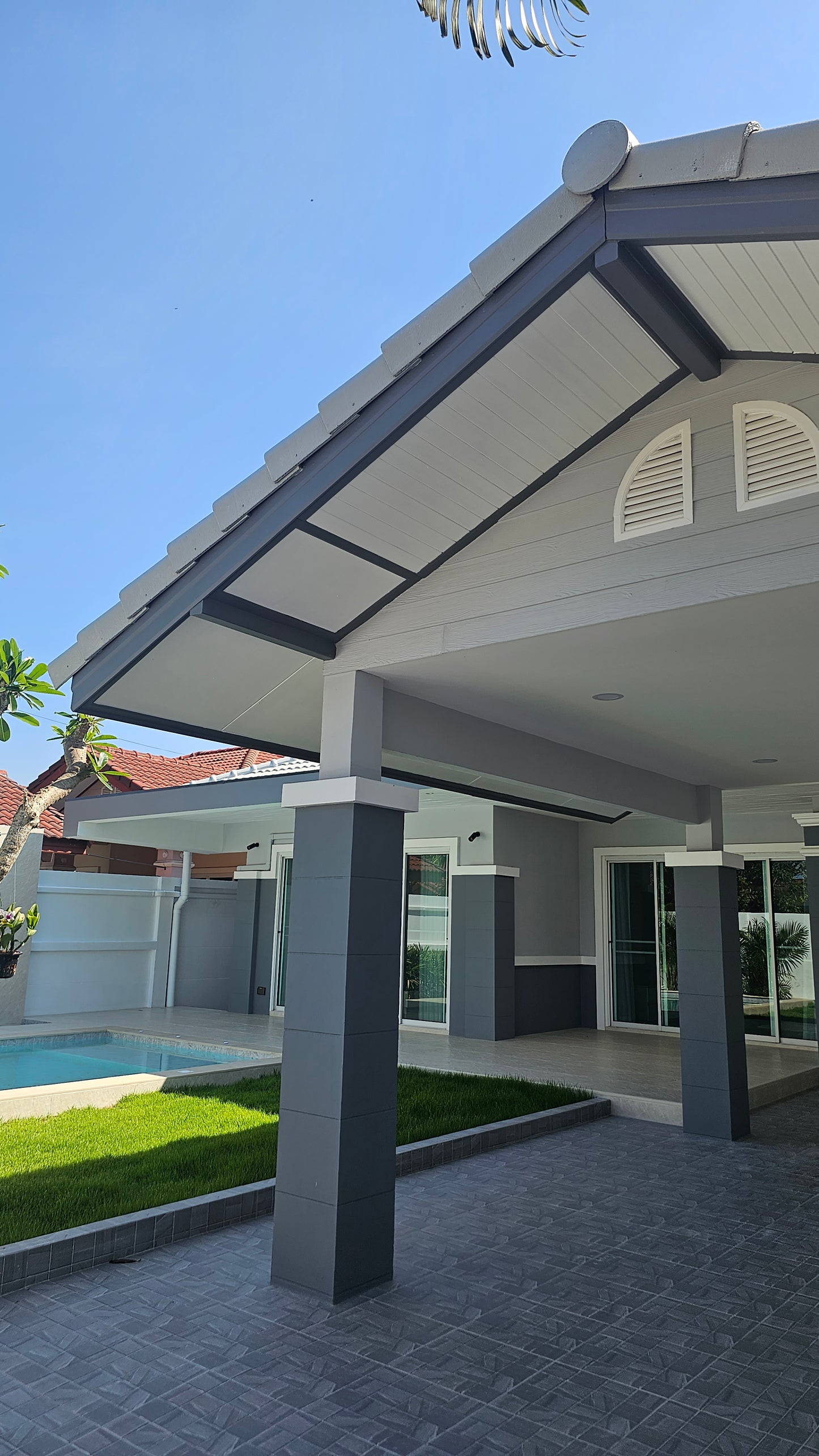 The Bliss, House with private swimming pool, 3 bedrooms, 2 bathrooms