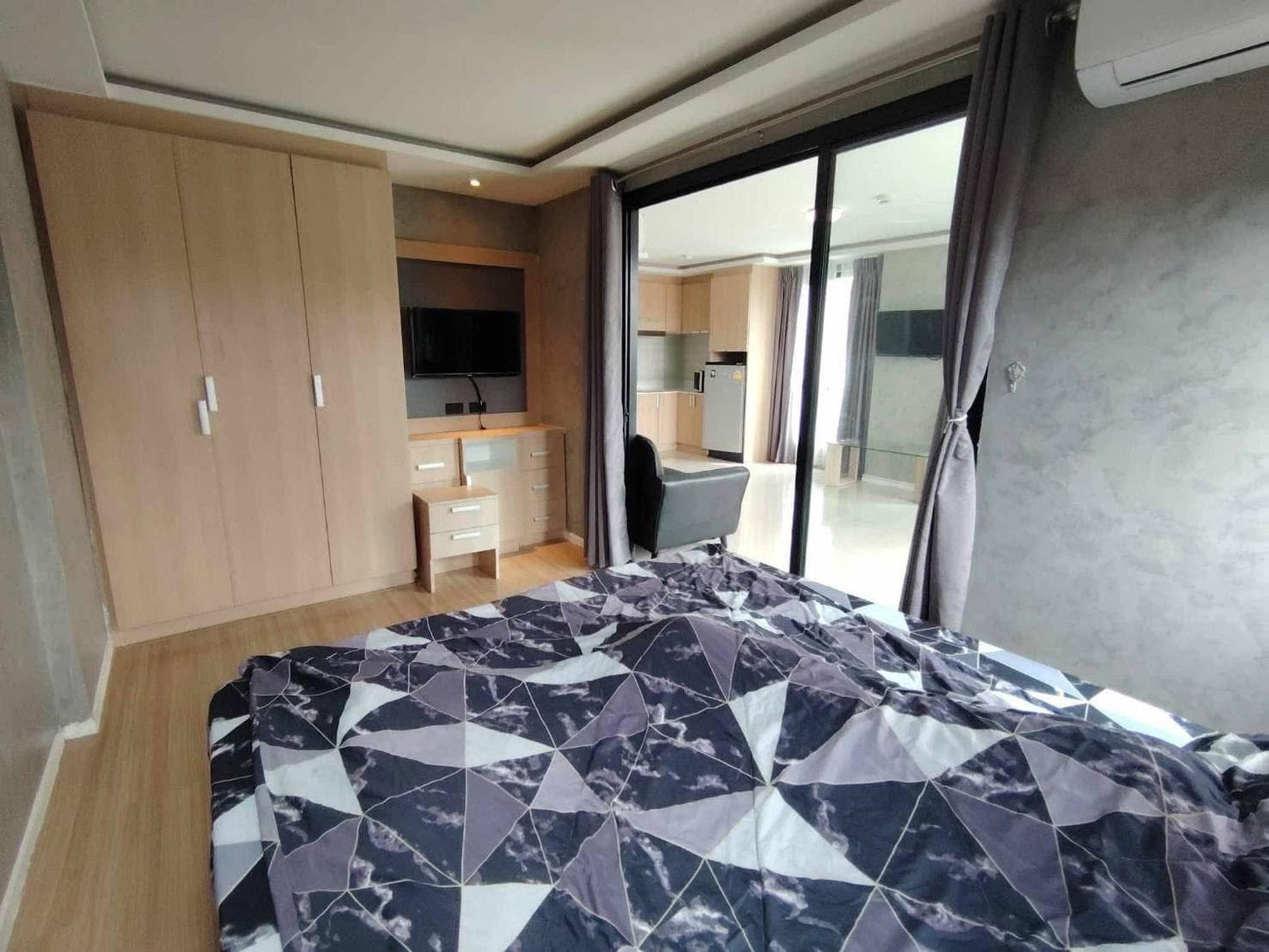 Estanan Condo 1BD for Sale an Rent, Pratumnak, Pattaya