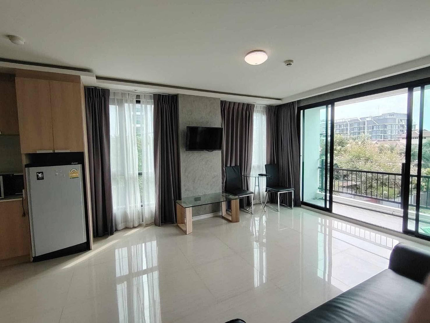 Estanan Condo 1BD for Sale an Rent, Pratumnak, Pattaya