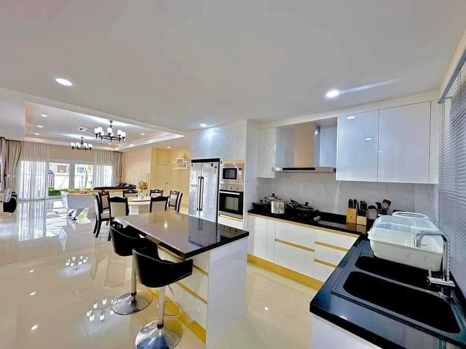 Elegant Pool Villa, Dusit Pattaya Hill Village