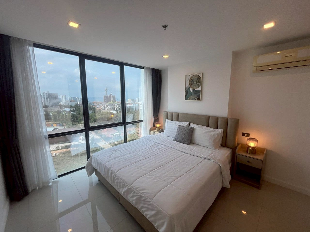 The Jewel, 2 Bed, 2 Bath Sea View Condo, Pratumnak