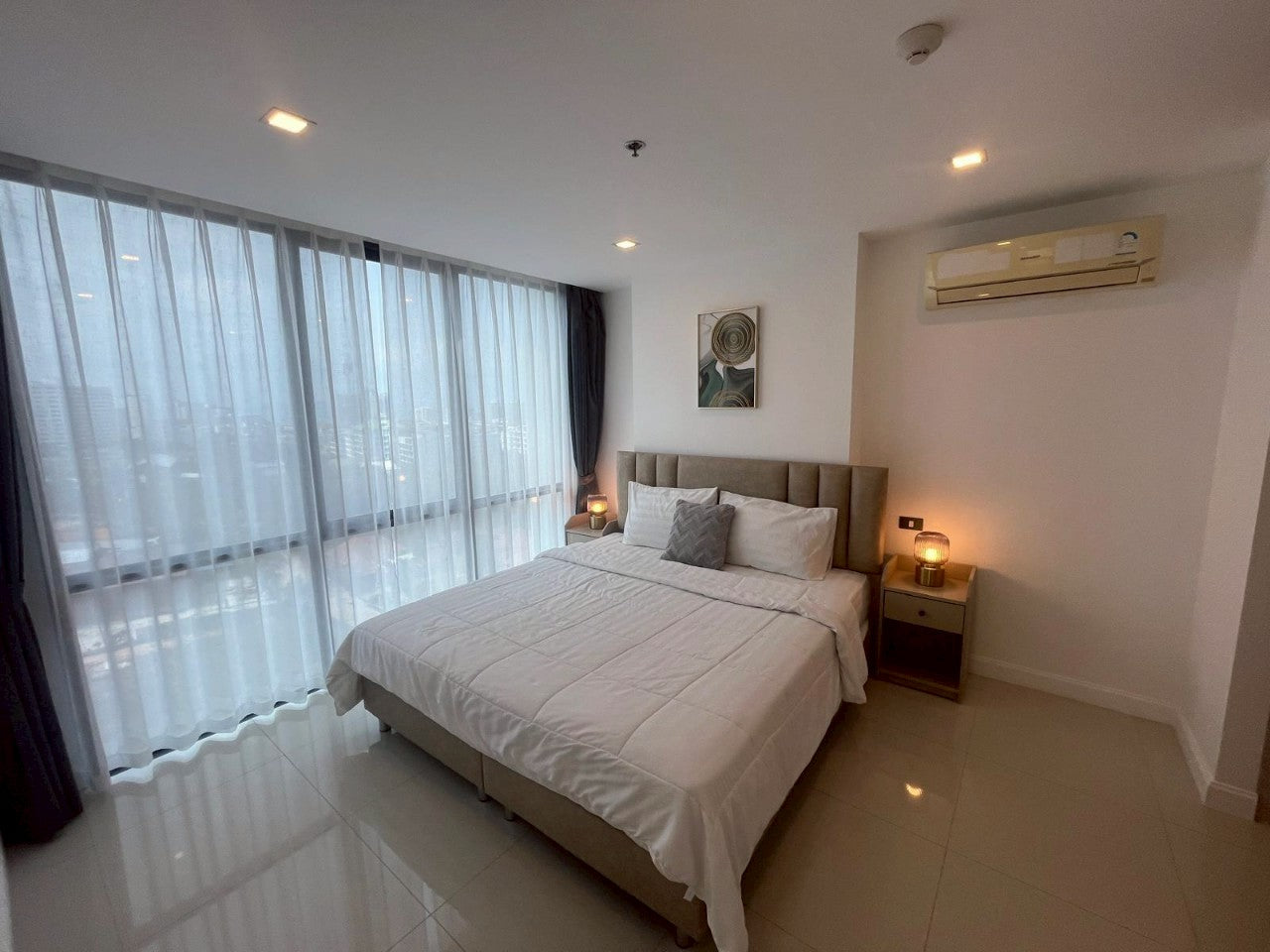 The Jewel, 2 Bed, 2 Bath Sea View Condo, Pratumnak