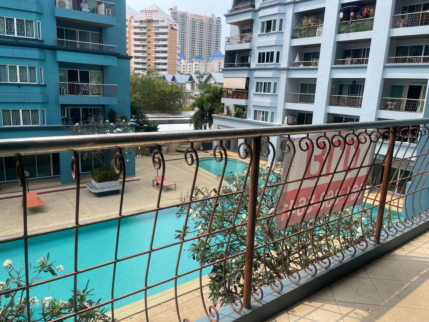 T.W.Jomtien Beach Resort, Studio for sale,