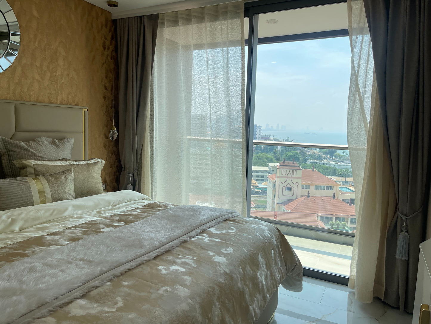 Copacabana Condominium, 1 Bedroom, 1 Bahtroom Condo