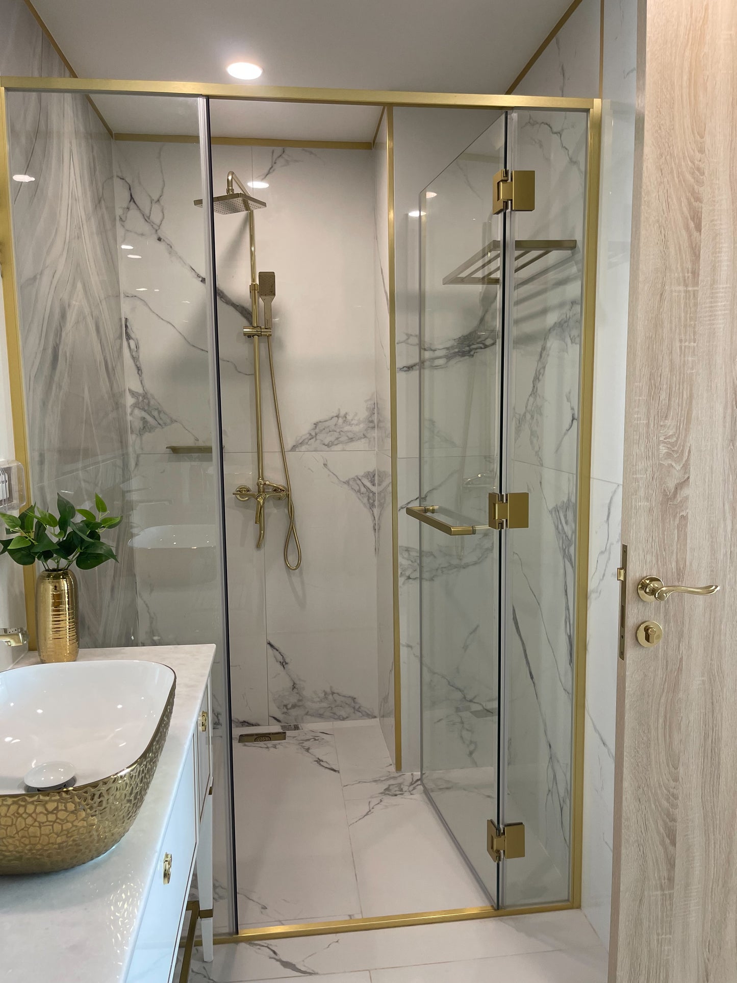Copacabana Condominium, Jomtien, 1 Bed 1 bathroom with Jacuzzi Condo