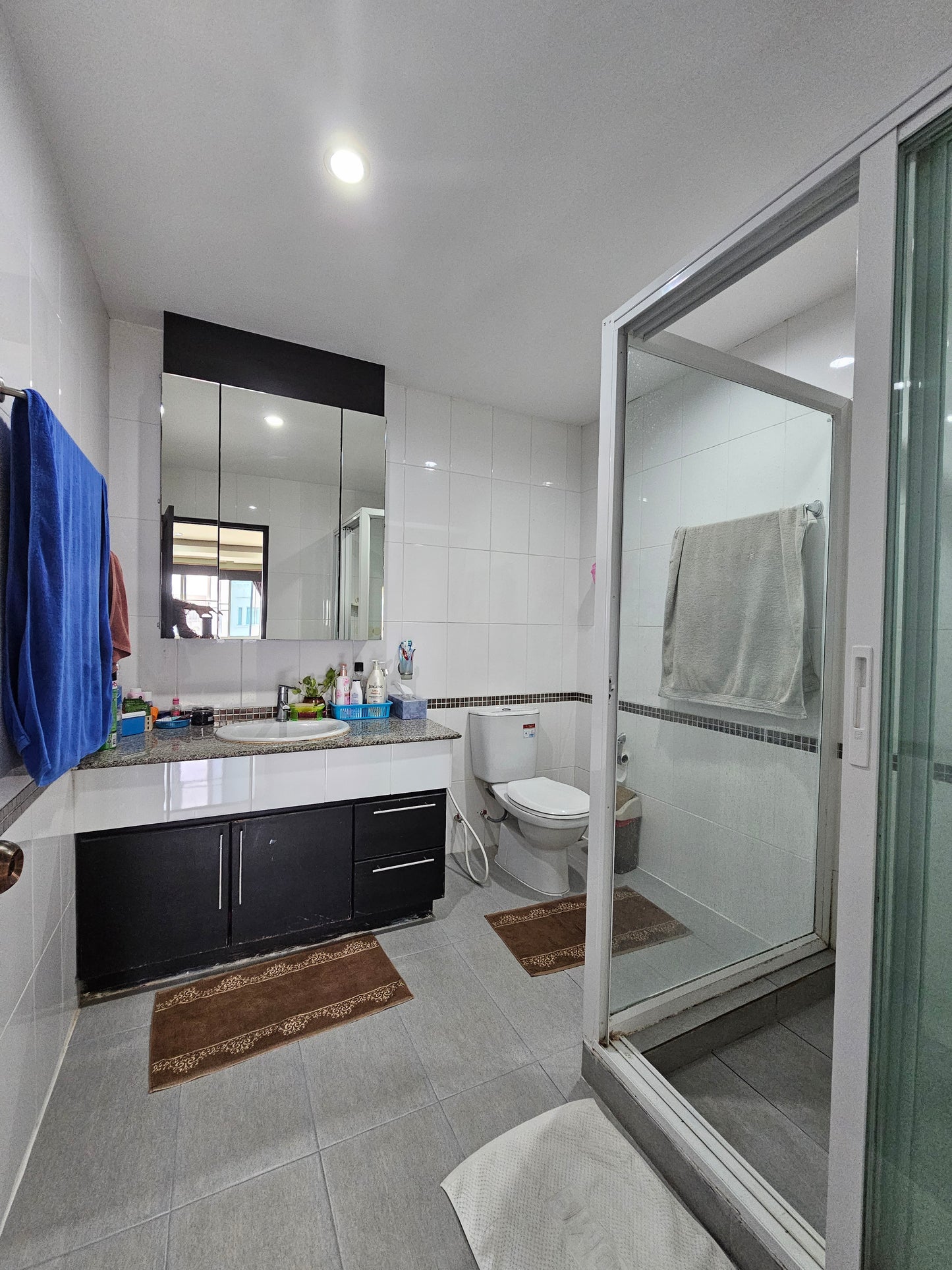 114 Sqm, 2 bedroom corner Condo for sale at TW Jomtien Beach, Pattaya