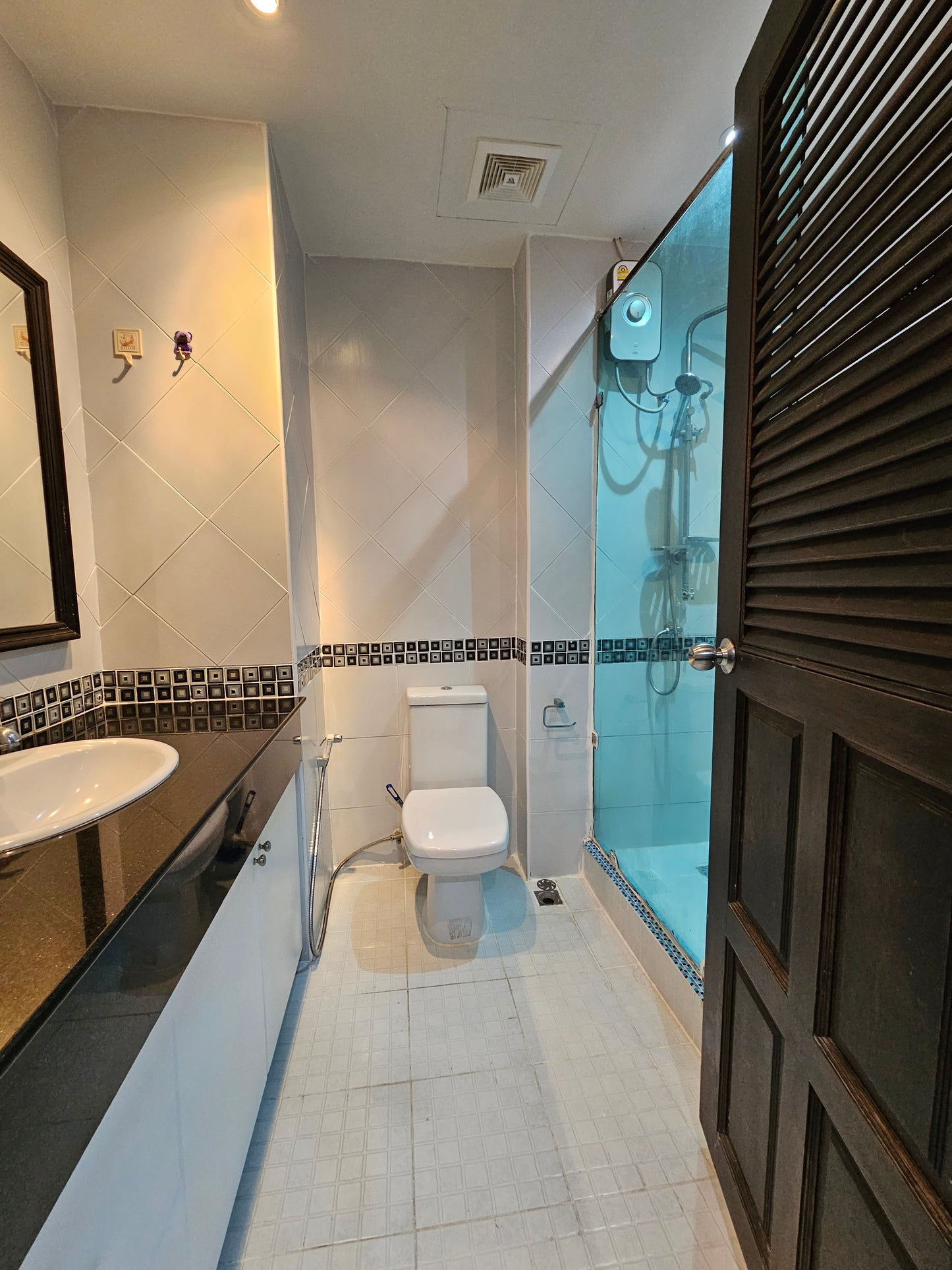 1BD, 2 Bath Condo for Sale at View Talay 2A, Jomtien Beach, Pattaya