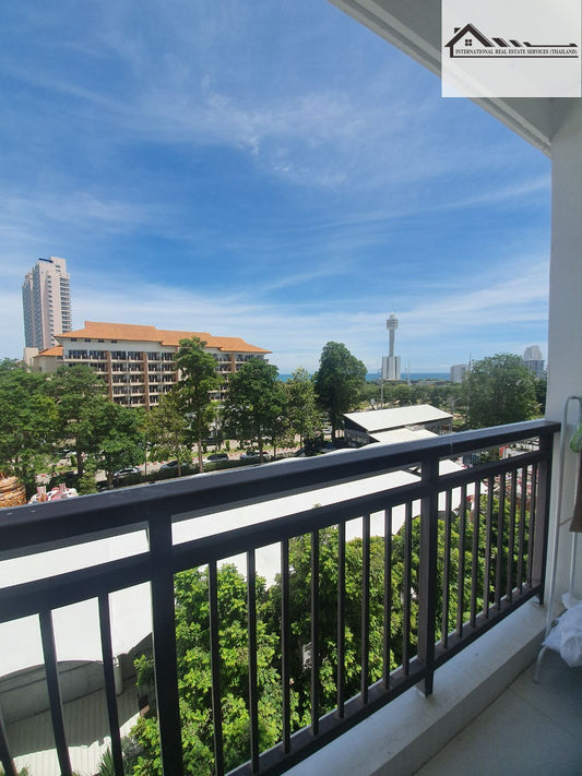 1 Bedroom Condo for sale in Treetops Pattaya, Pratumnak