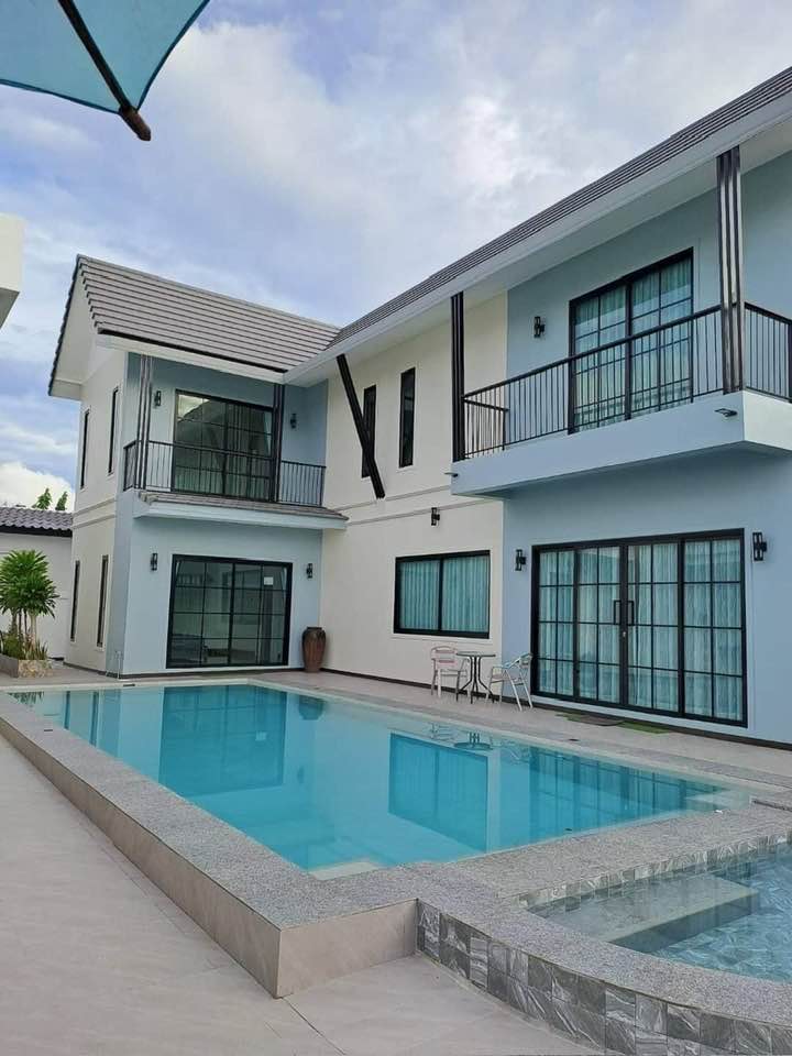 Phumanfah Resort, Twin Pool Villa, 5 bd, 7 bath, Huai Yai, Pattaya