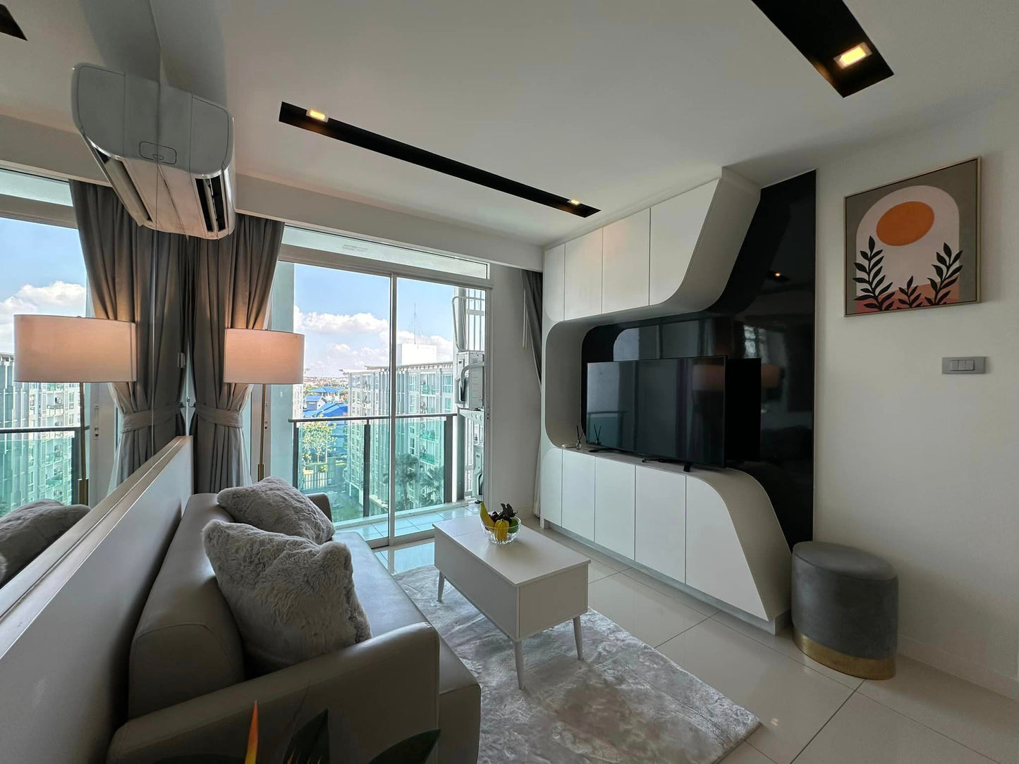 1 Bedroom Condo at City Center Residences, Central Pattaya