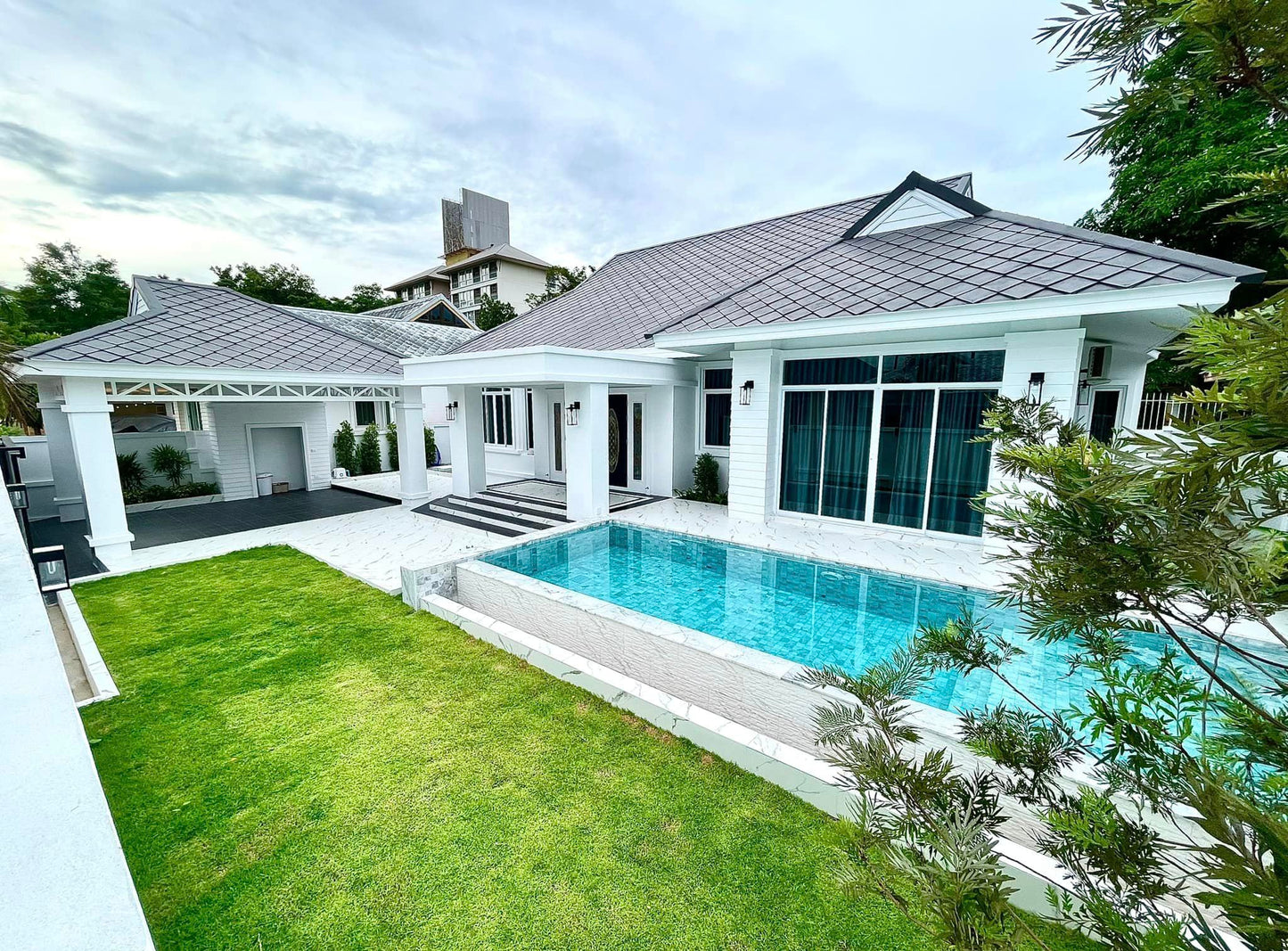 Luxury Pool Villa, 3BD, 3 Bath, Pattaya