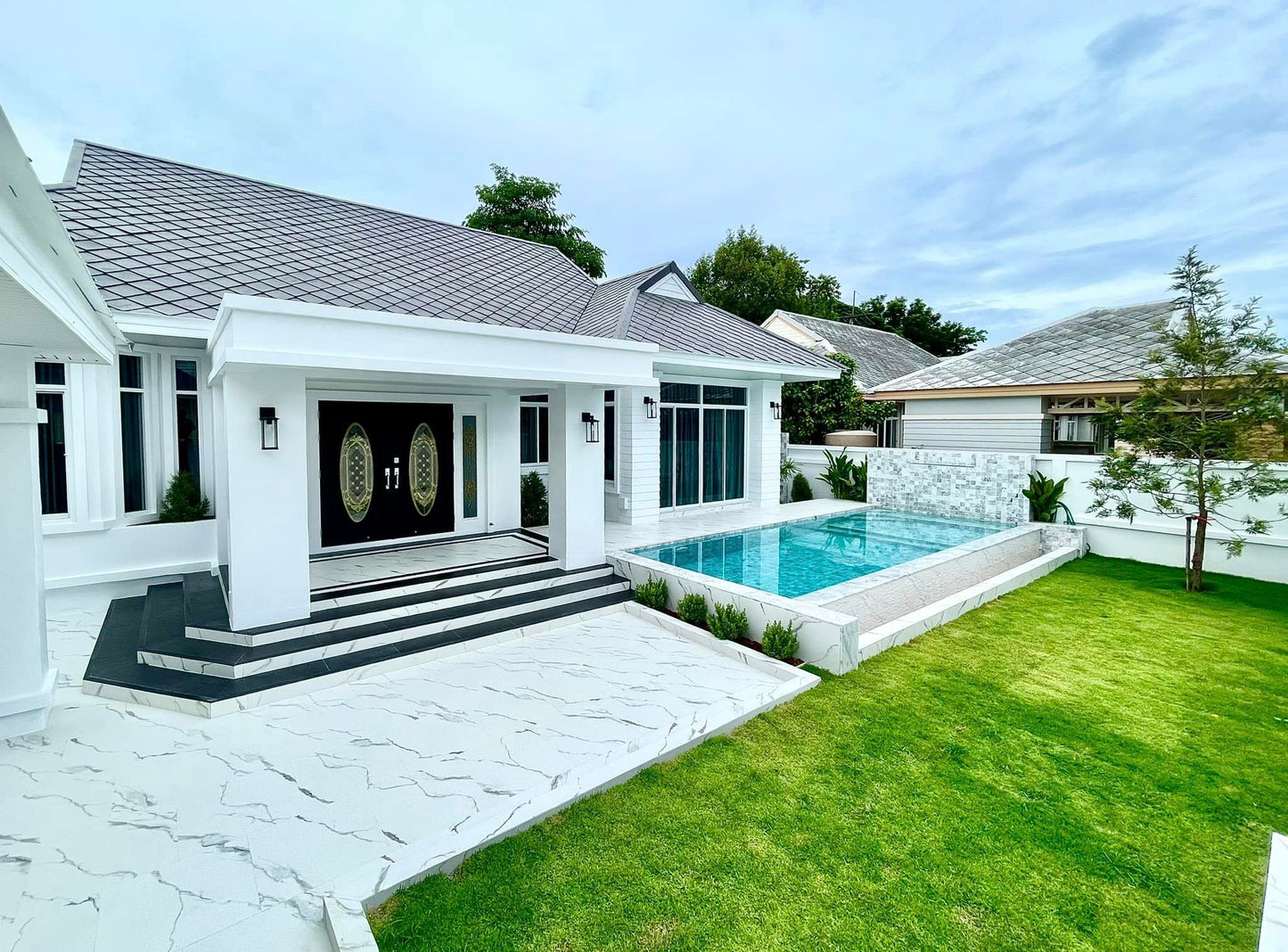 Luxury Pool Villa, 3BD, 3 Bath, Pattaya