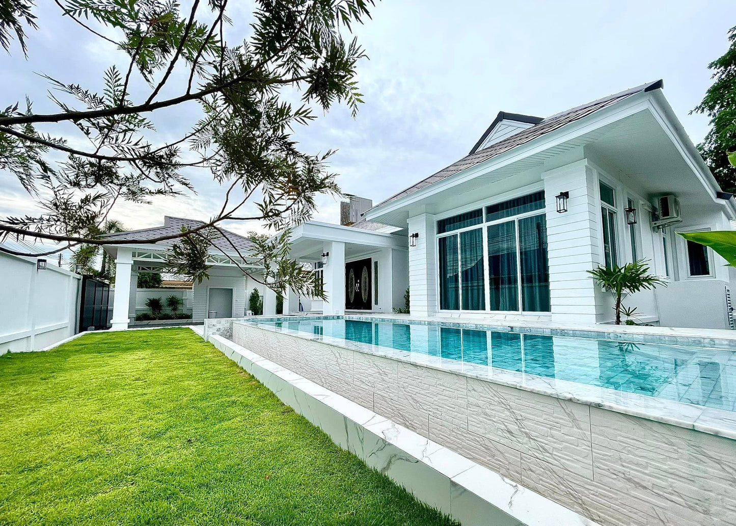 Luxury Pool Villa, 3BD, 3 Bath, Pattaya