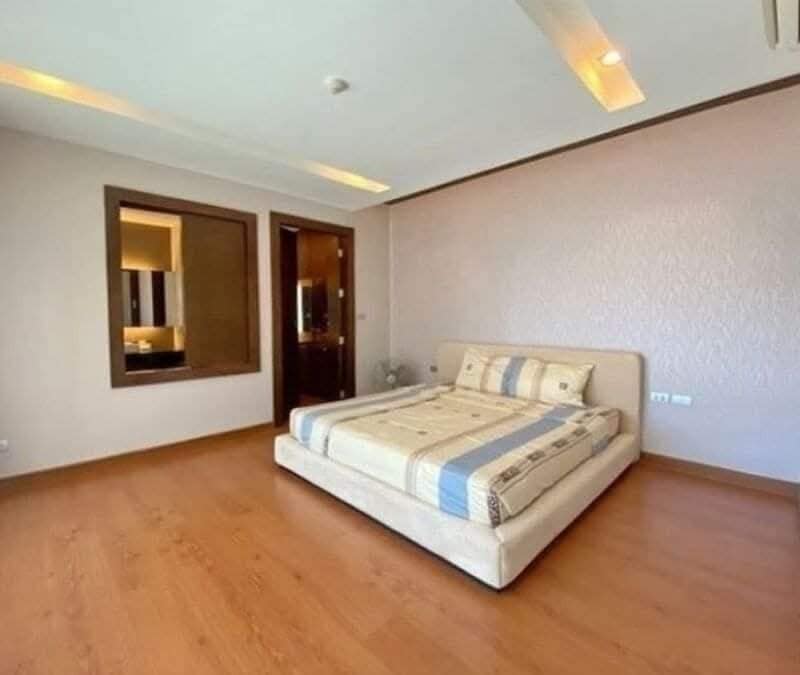 Montrari Jomtien Beach View - Luxurious 2BD Beachfront Living for Sale