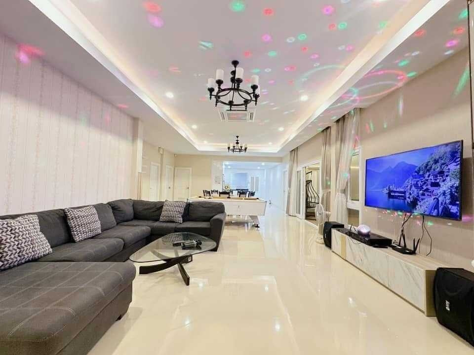 Elegant Pool Villa, Dusit Pattaya Hill Village