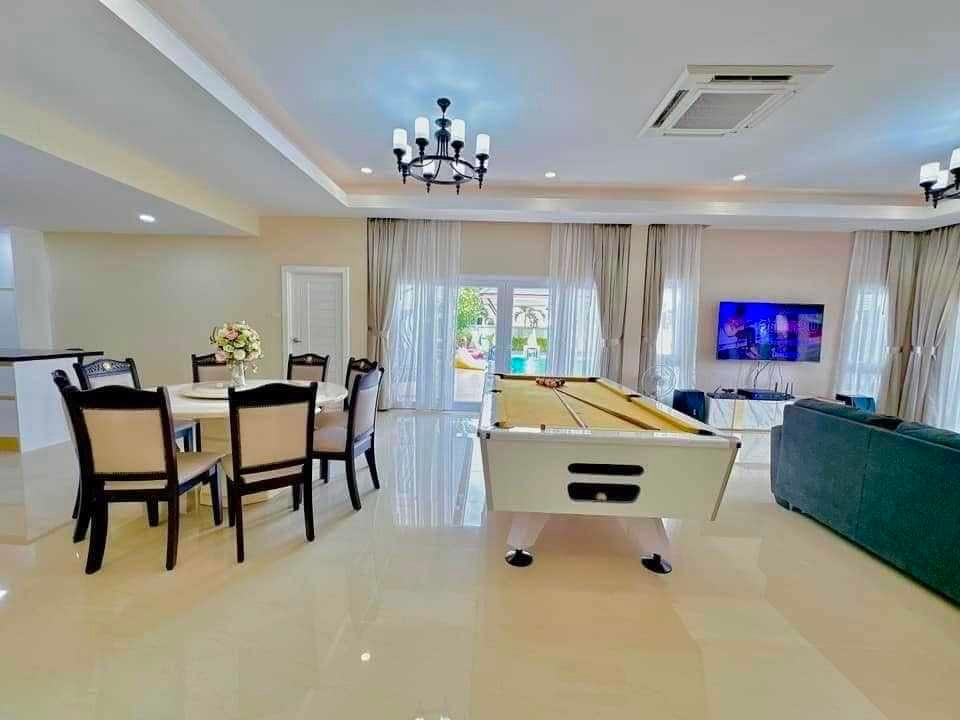 Elegant Pool Villa, Dusit Pattaya Hill Village