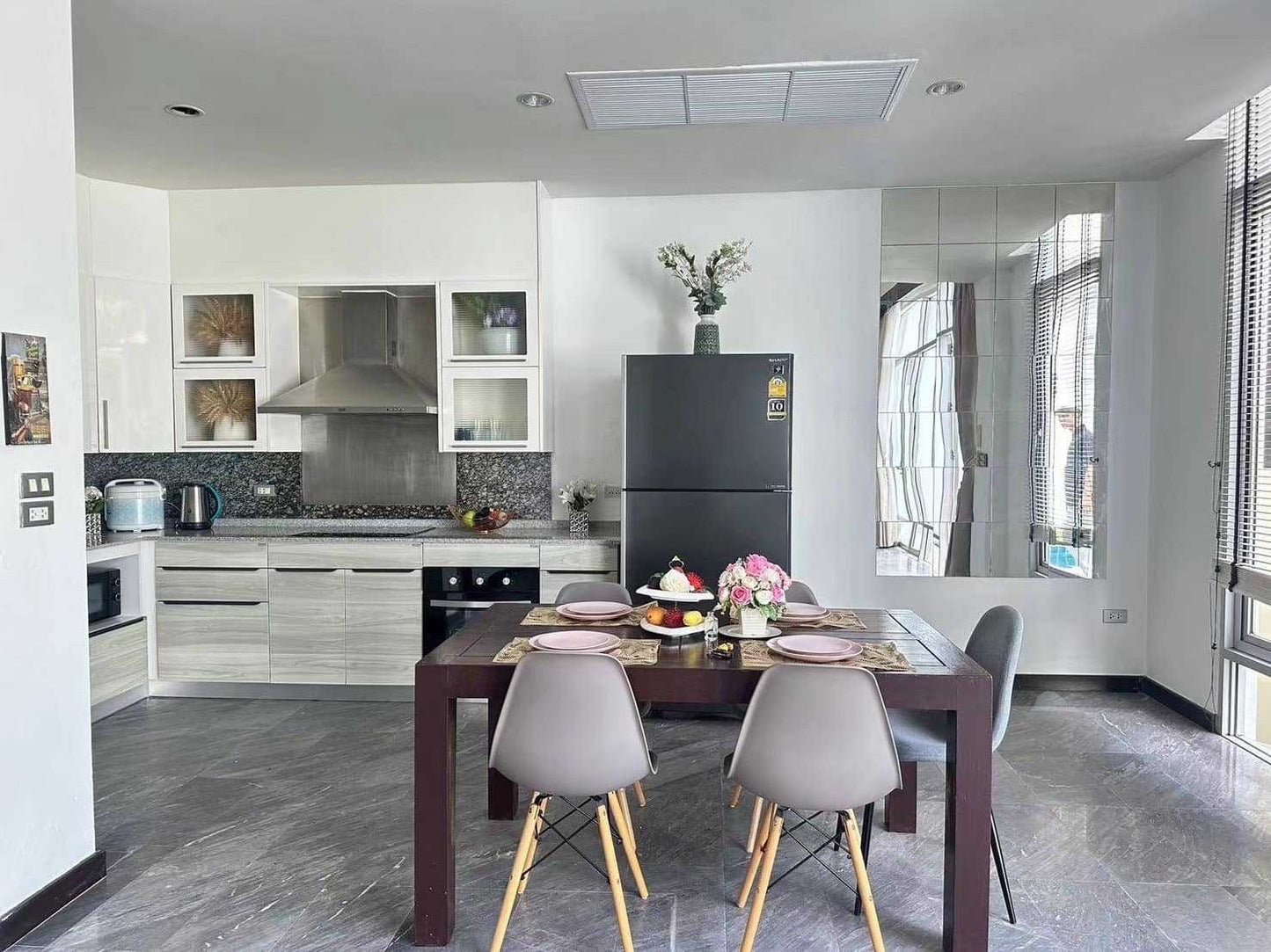 Nakawari Village, 4BD Pool Villa Jomtien