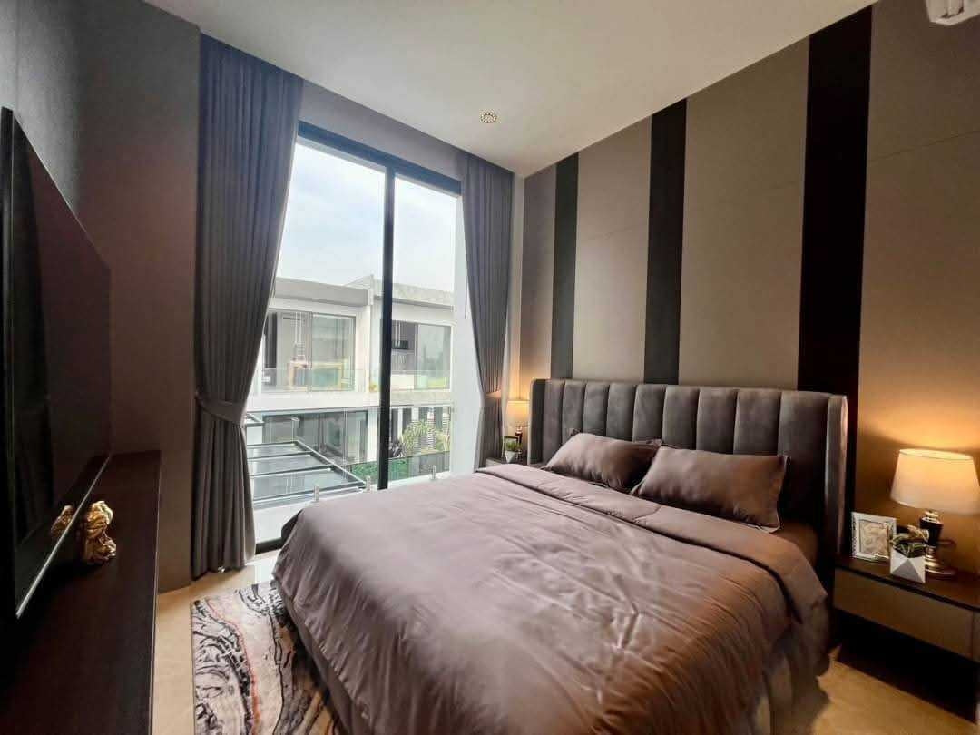 Luxury Modern Pool Villa,5 Bedrooms,6 Bathrooms, Jomtien