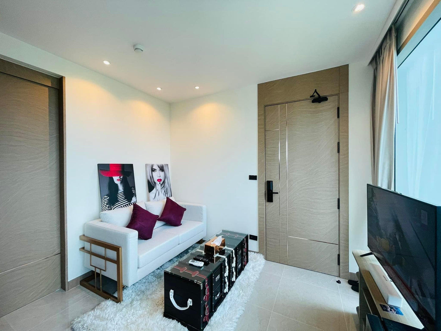 The Riviera ocean drive- 1BD Luxurious Beachfront,Corner unit for sale