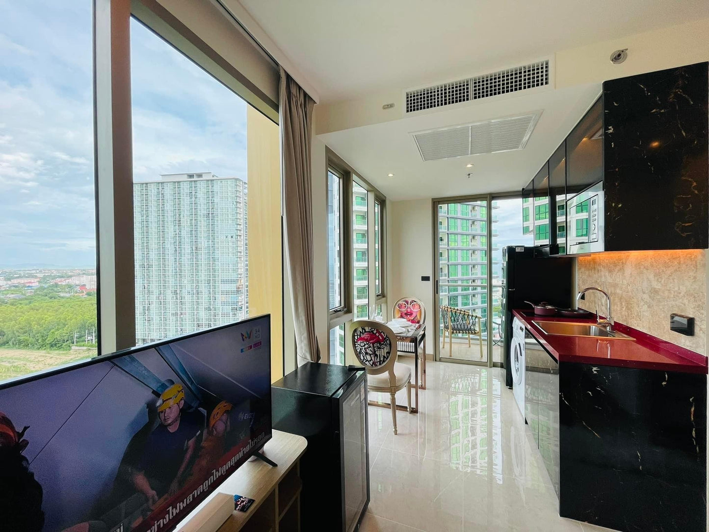 The Riviera ocean drive- 1BD Luxurious Beachfront,Corner unit for sale