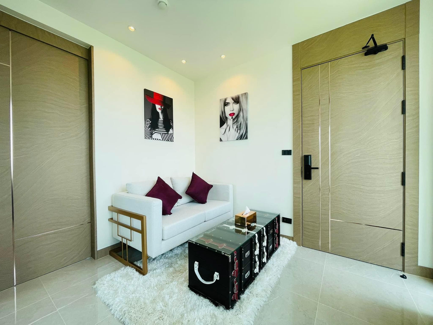The Riviera ocean drive- 1BD Luxurious Beachfront,Corner unit for sale