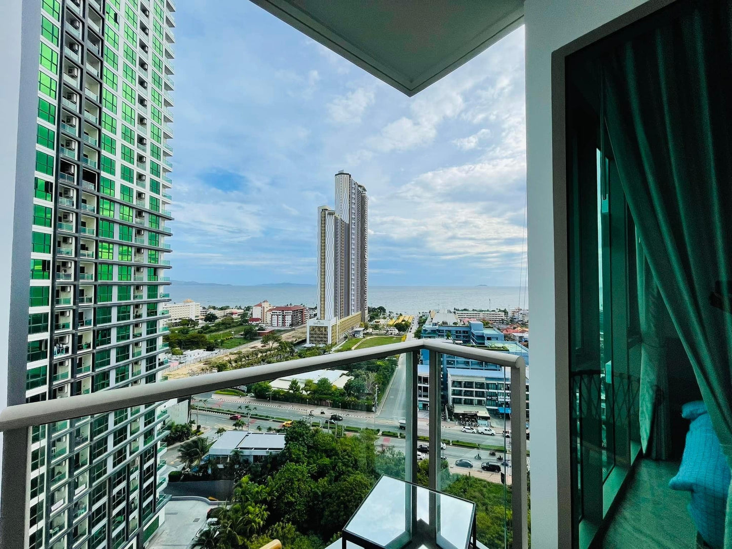 The Riviera ocean drive- 1BD Luxurious Beachfront,Corner unit for sale