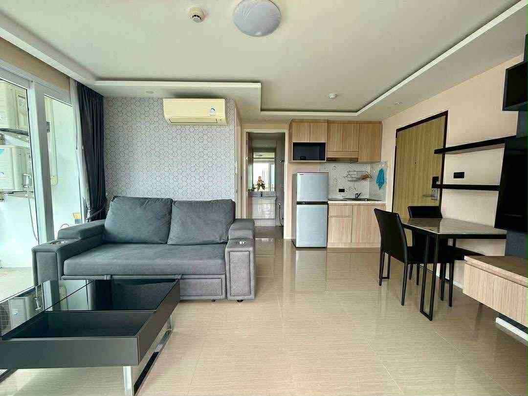 Estanan Condo 1BD for Sale, Pratumnak, Pattaya
