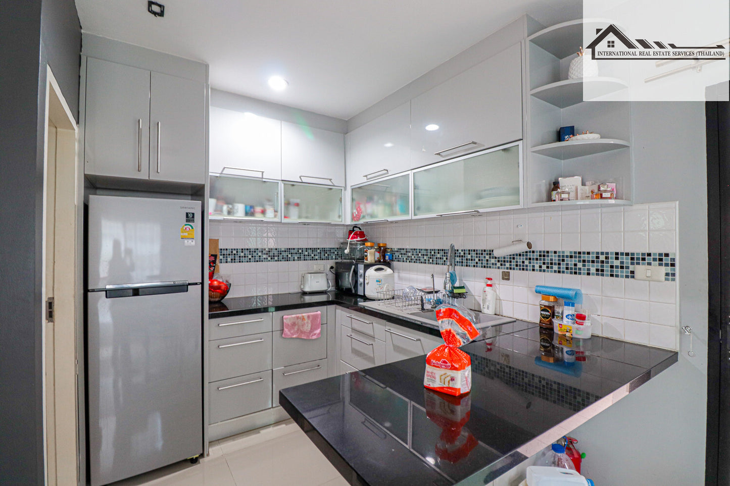 Oasis Village, three-story house for sale, Central Pattaya